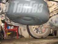 ГБО на Toyota 4runner - Тороидальный баллон 92 литра вместо запасного колеса