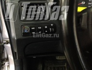 ГБО на Hyundai Tucson - Кнопка переключения газ/бензин