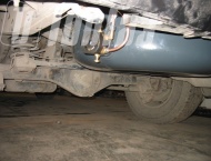 ГБО на Toyota Land Cruiser Prado 120   - Газовый баллон объемом 92 литра размещен под днищем на месте запасного колеса