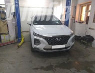   Hyundai Santa Fe - 