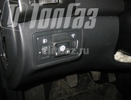 ГБО на Hyundai i30 - Кнопка переключения газ/бензин