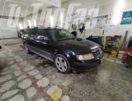   Volkswagen Passat - 