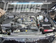   Lexus LX 570 - 
