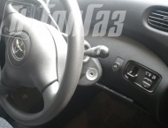 ГБО на Toyota Funcargo - Кнопка переключения и индикации